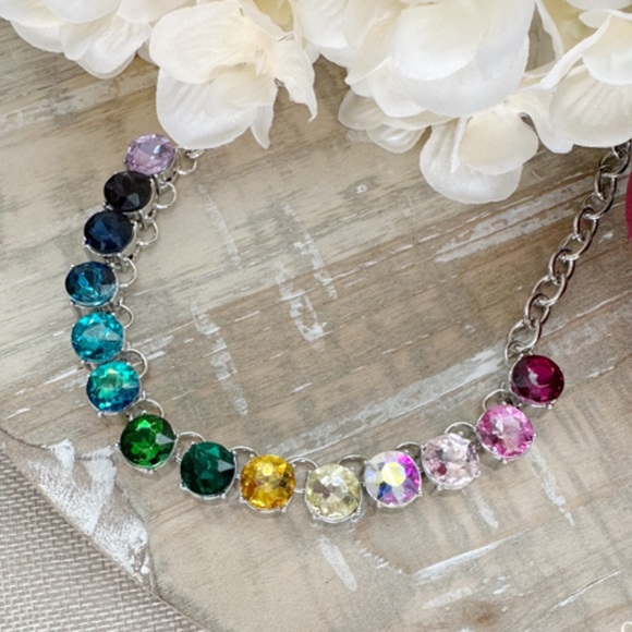 NWT Boutique Multi Color Rainbow Diamond Rhinestone Necklace - Fashion Jewelry - Picture 3 of 3